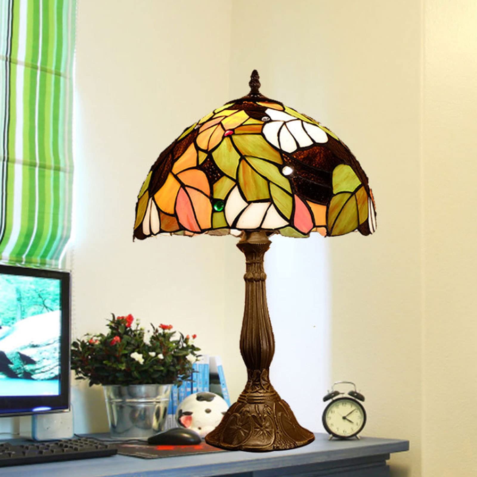 Amazon.co.jp : バロック様式のステンドグラステーブルランプスタイル